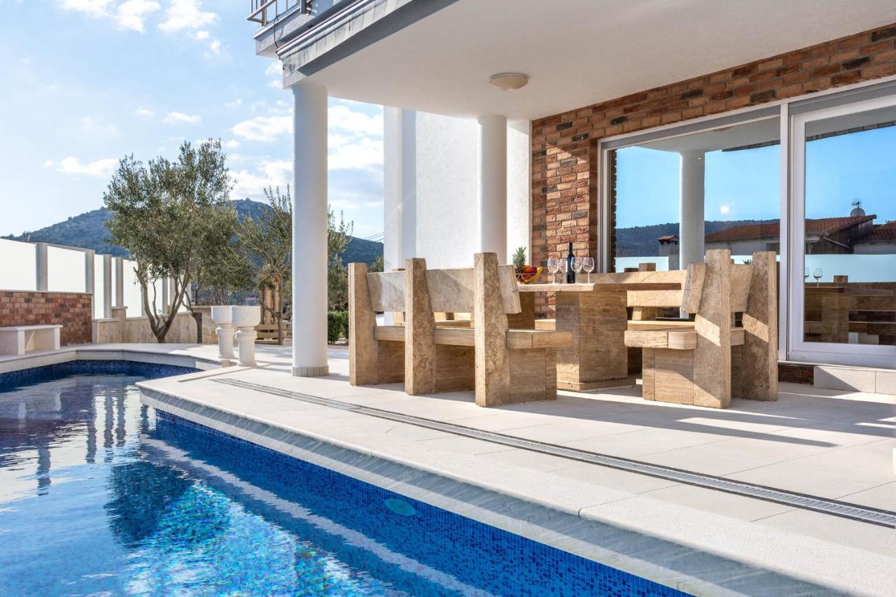 Luxury Villa Ivana Marina Exterior photo